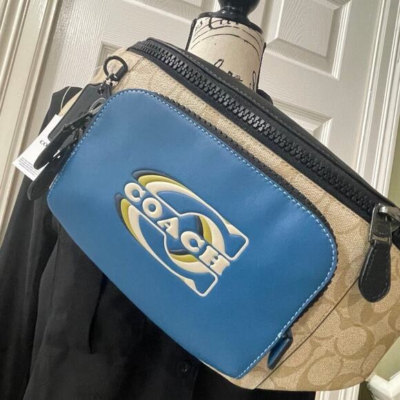 COACH BUMB BAG LEATHER TAN LOGO ALL OVER TURQUOISE POCKET ICONIC VERSATILE - Picture 5 of 12